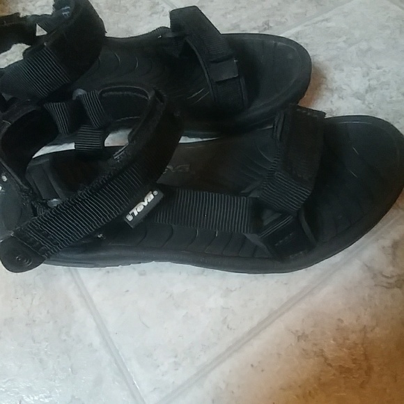 Teva Shoes - Good used Teva water/hiking sandals. Size 6 US.